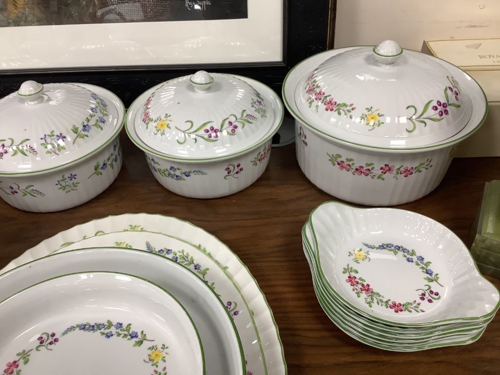 An extensive Royal Worcester 'Fleuri' pattern dinner service